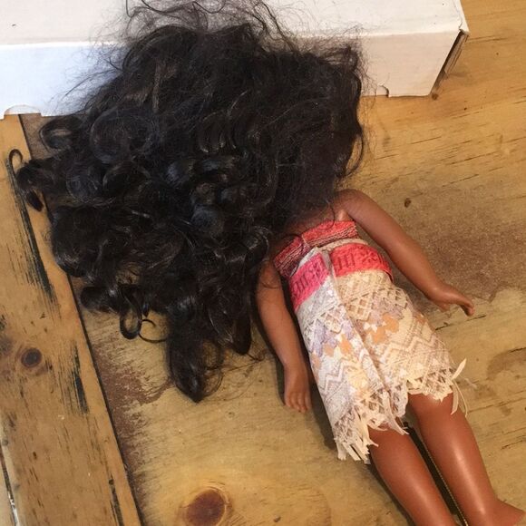 Disney Moana Doll - Picture 3 of 3